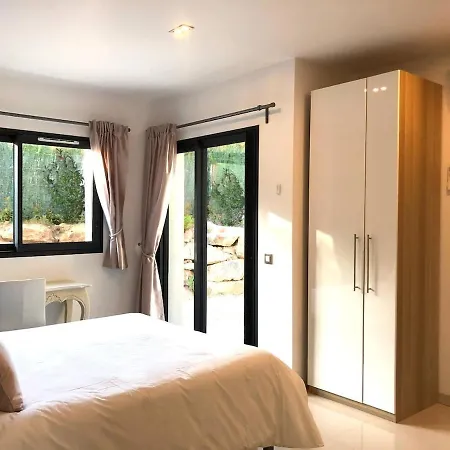 Suartello Vecchio Avec Piscine Privee